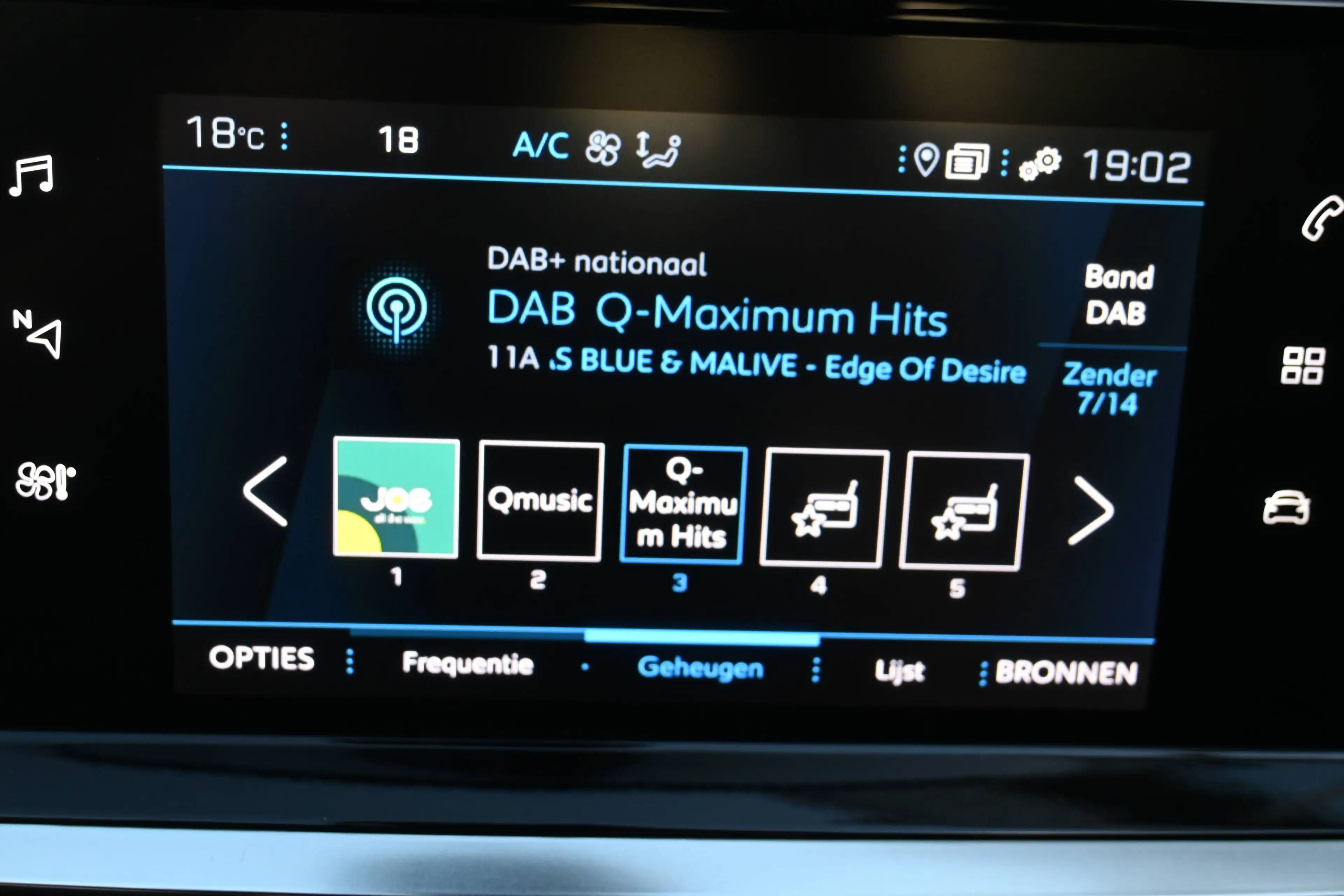 Peugeot 208 Peugeot 208 GT line Camera, LED, 3D teller, Carplay,  sfeer — photo 13