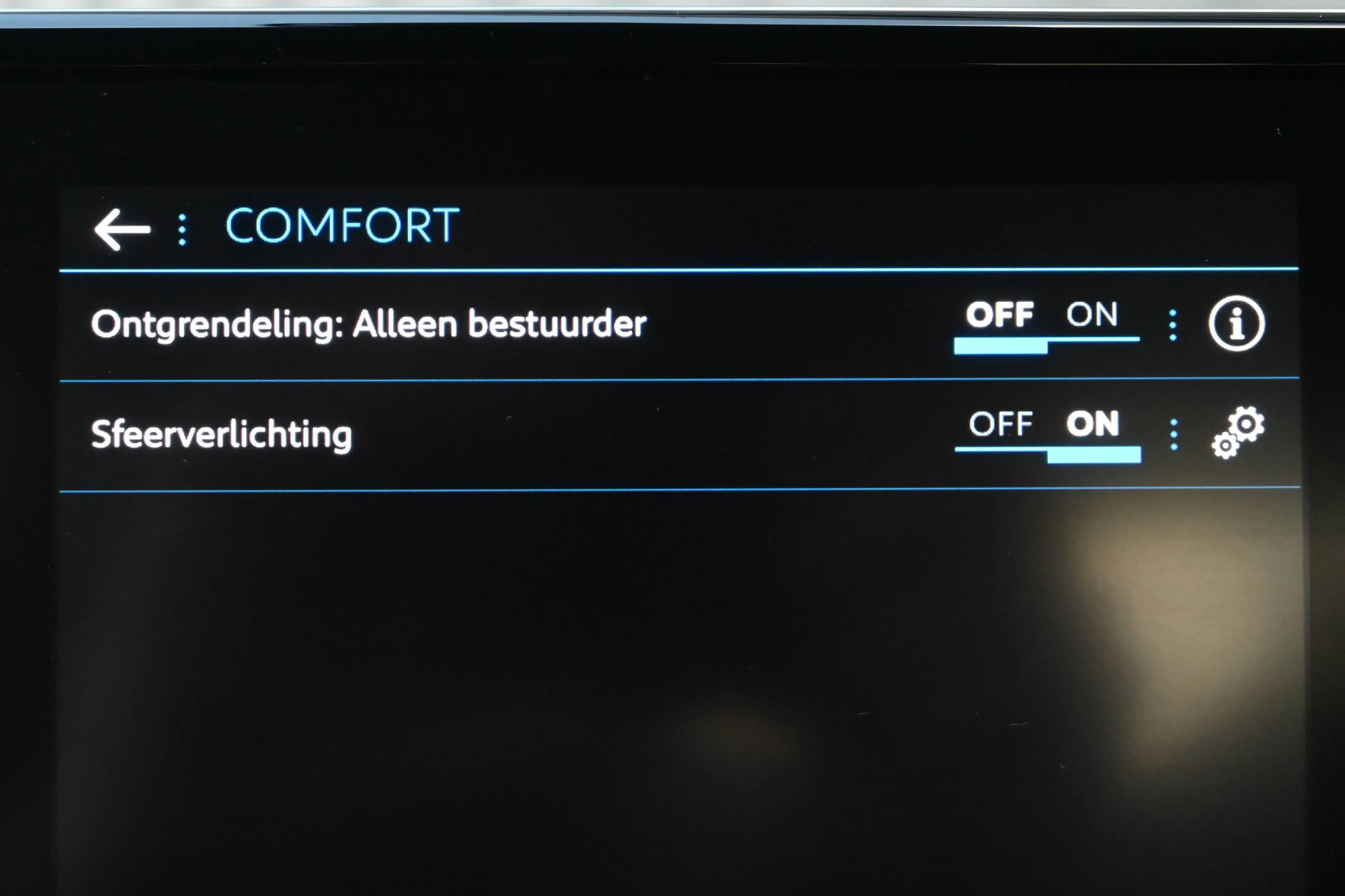 Peugeot 208 Peugeot 208 GT line Camera, LED, 3D teller, Carplay,  sfeer — photo 15