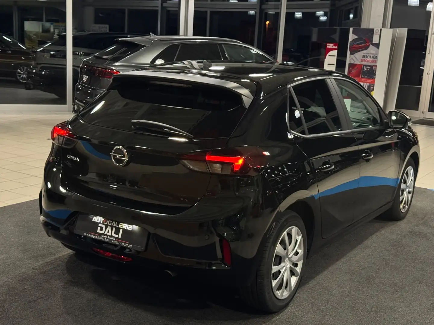 Opel Corsa F 1.2 Edition - CARPLAY-SHZ-LENKRADHEIZUNG Schwarz - 2