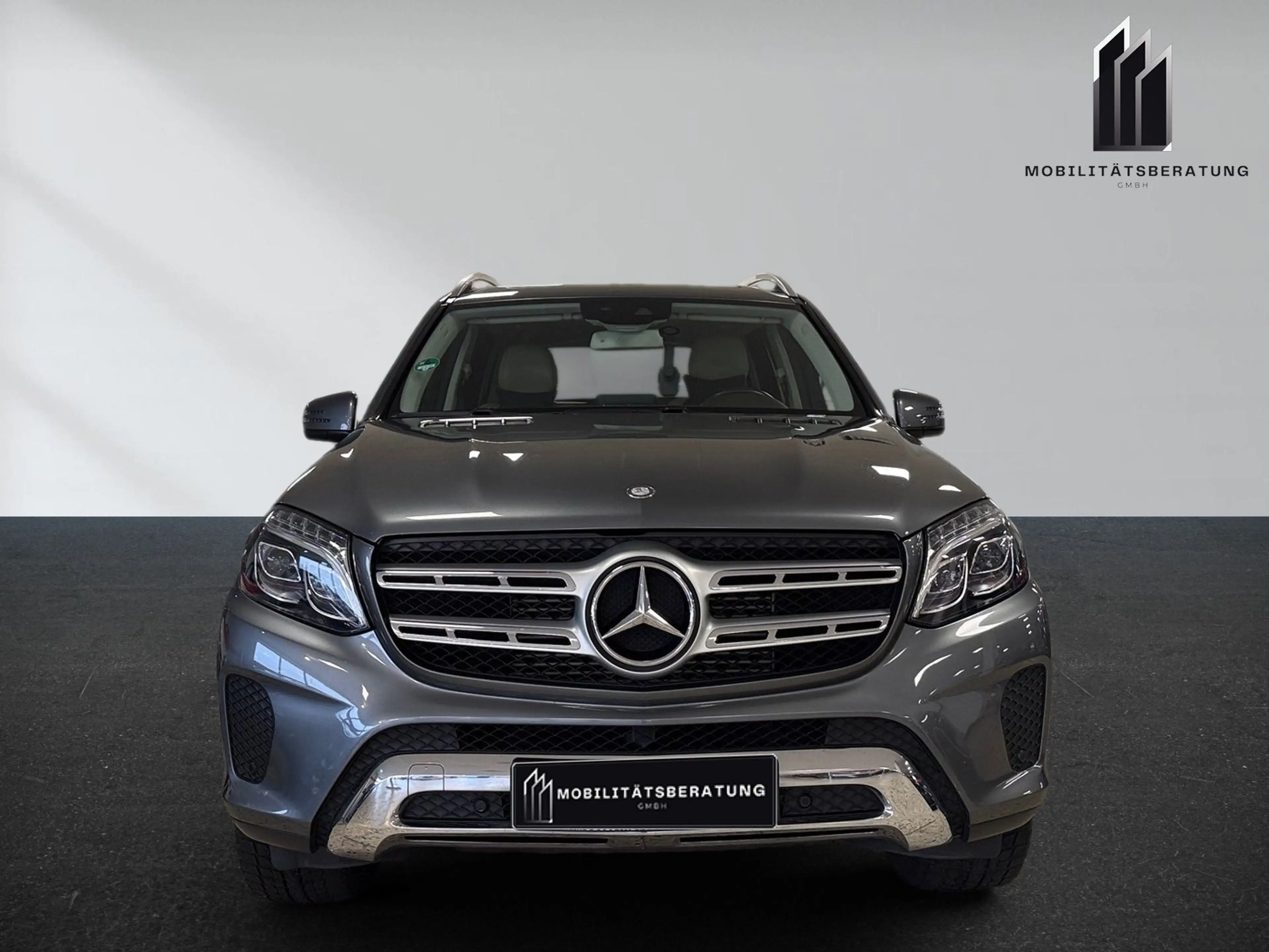 Mercedes-Benz GLS 350 d 4Matic — photo 2