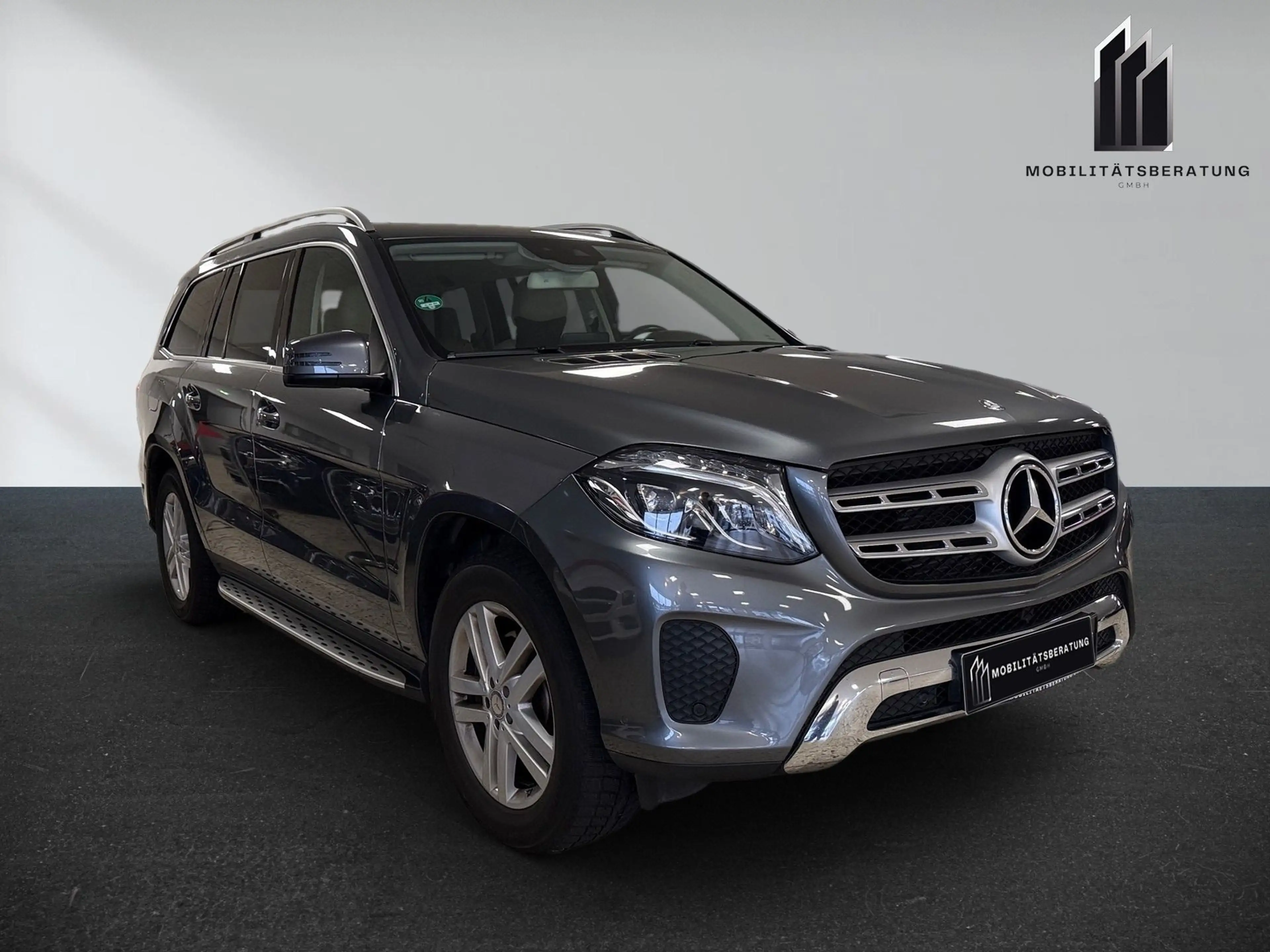Mercedes-Benz GLS 350 d 4Matic — photo 3