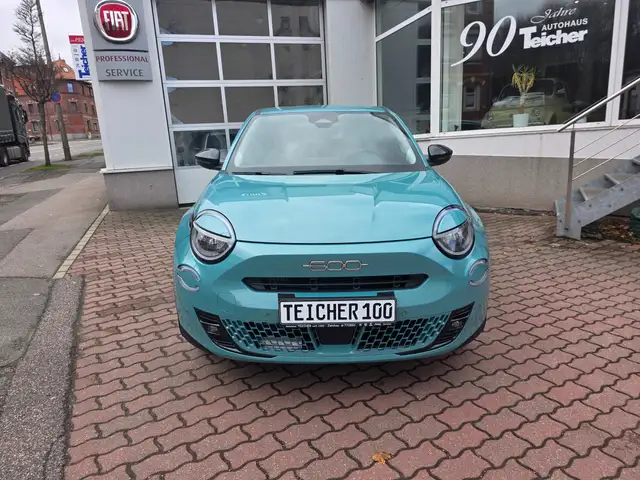 Fiat 600 Hybrid La Prima 110 PS