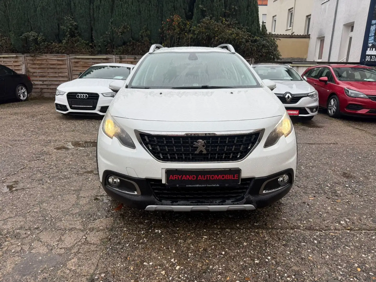 Peugeot 2008 Allure*Klima*Teilleder*LED*EU6*II Hand*Kame Blanc - 1