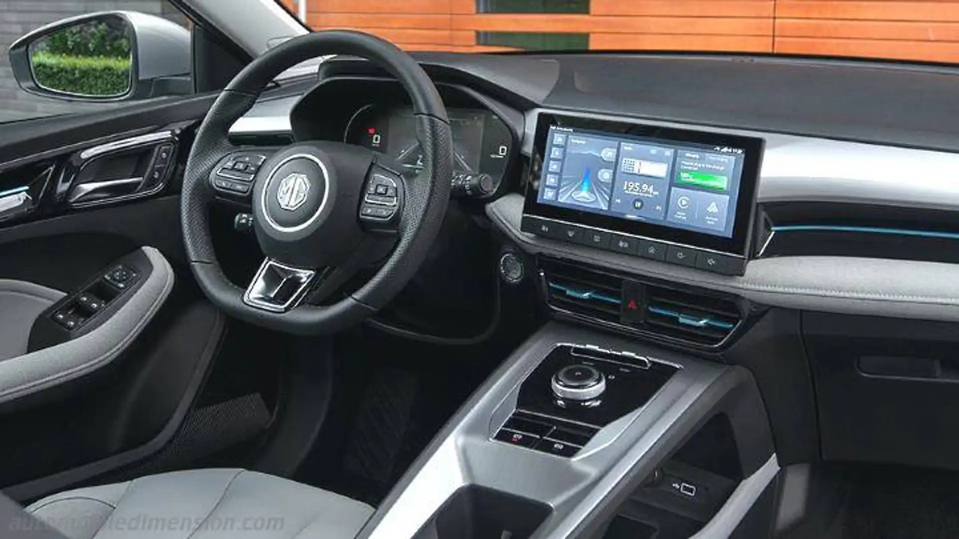 MG MG5 Maximal Luxury Weiß - 2
