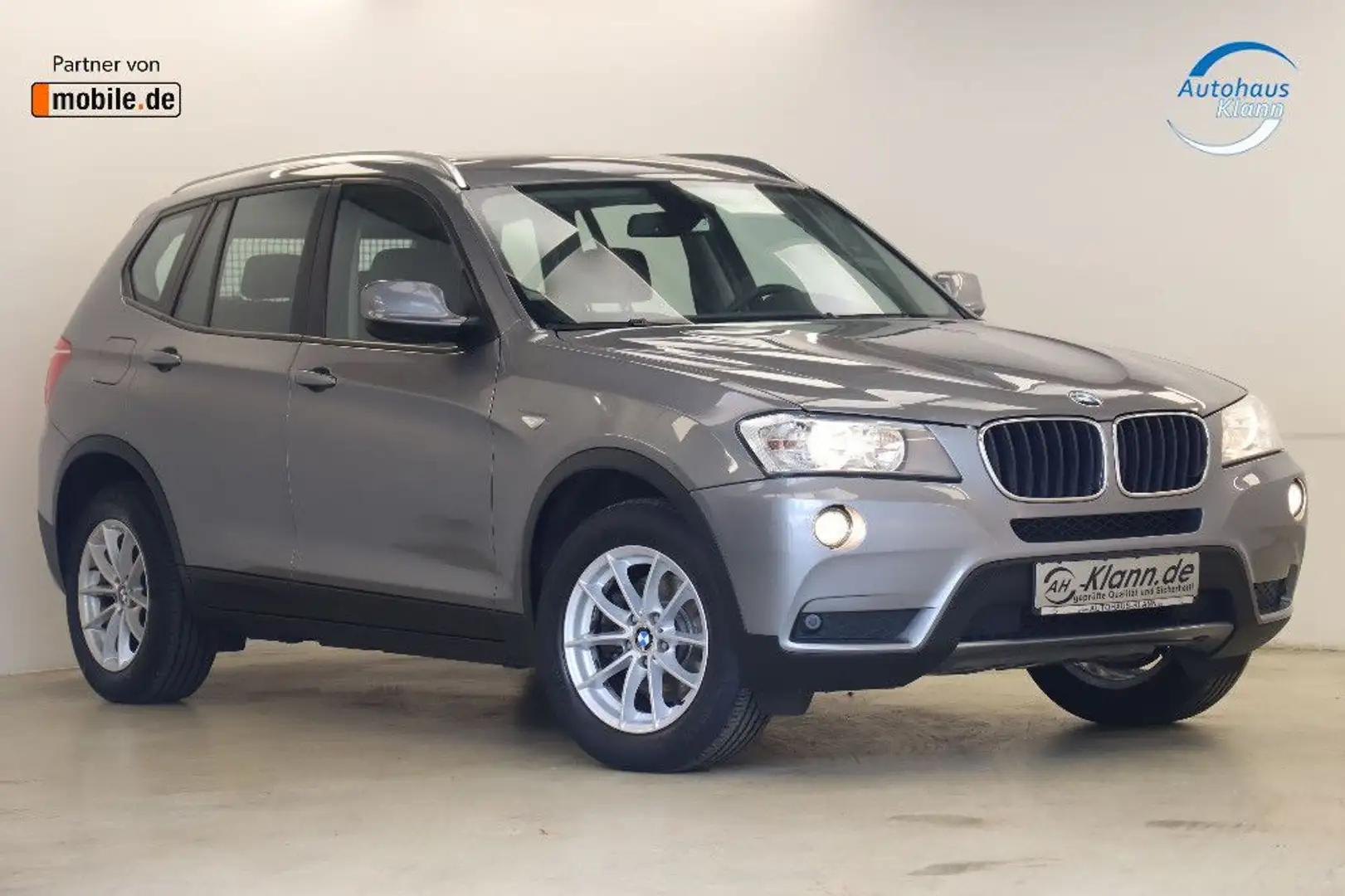 BMW X3 20d 184PS Automatik xDrive Pano AHK 1.Hand Grau - 1