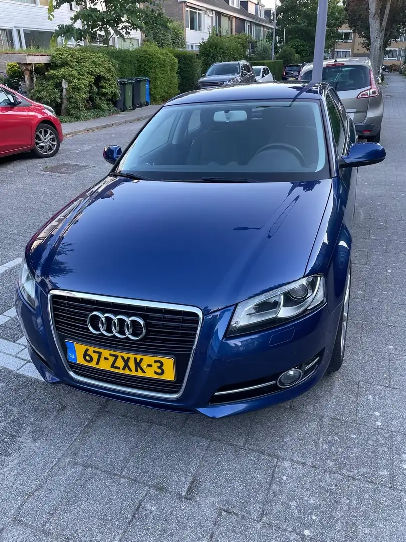 Audi A3 sportback 1.2 TFSI Attr. Advanced - AUTOMAAT Blauw - 1