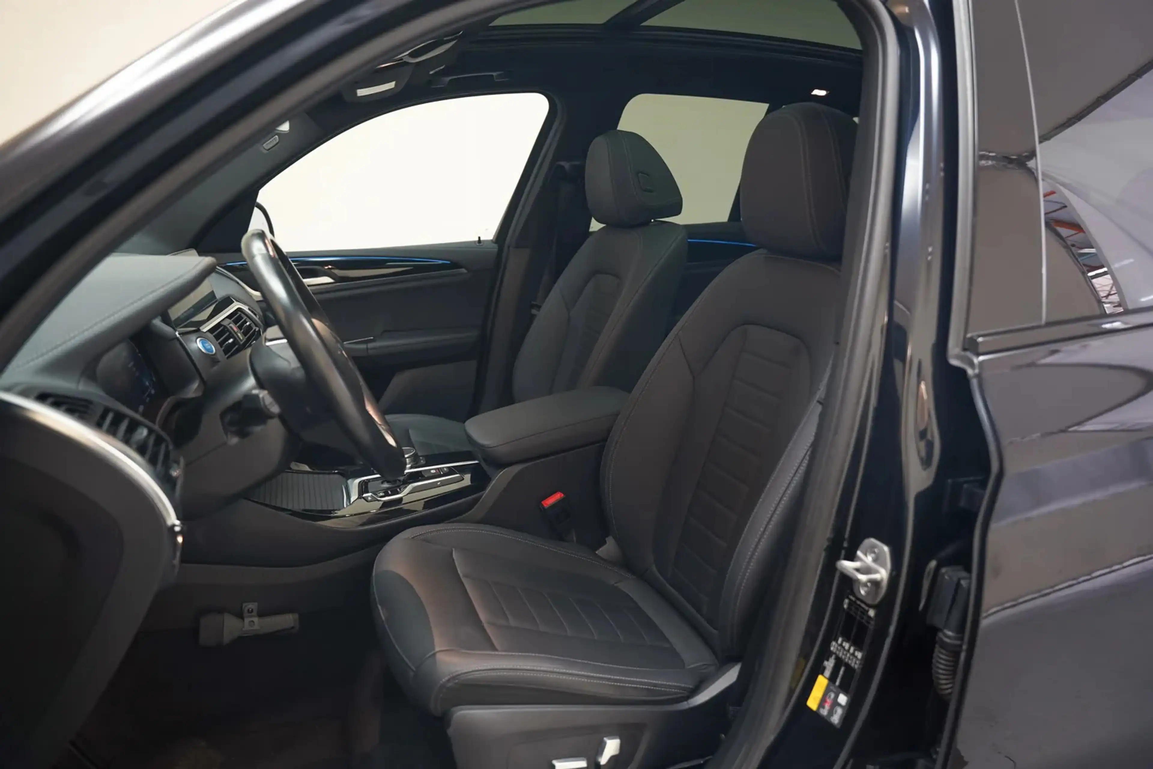 BMW iX3 Executive 80 kWh 3 fase [ Panorama Navi Apple / An — photo 10