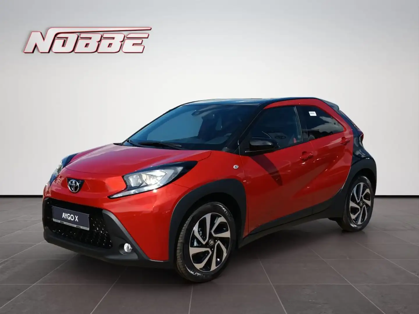 Toyota Aygo X Teamplayer Rot - 1