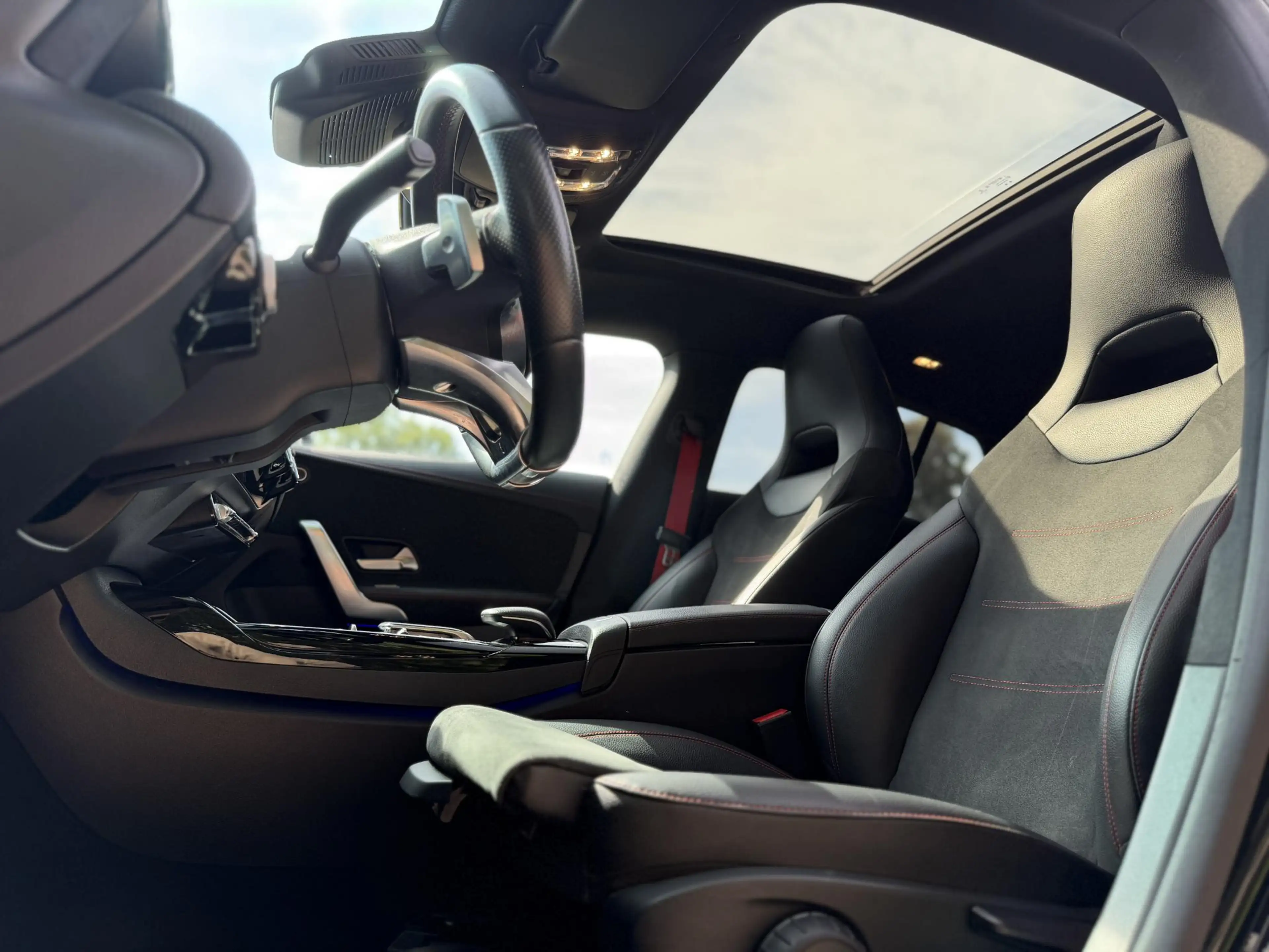 Mercedes-Benz CLA 35 AMG Shooting Brake 4MATIC Premium Plus | Pano | HUD | — photo 6