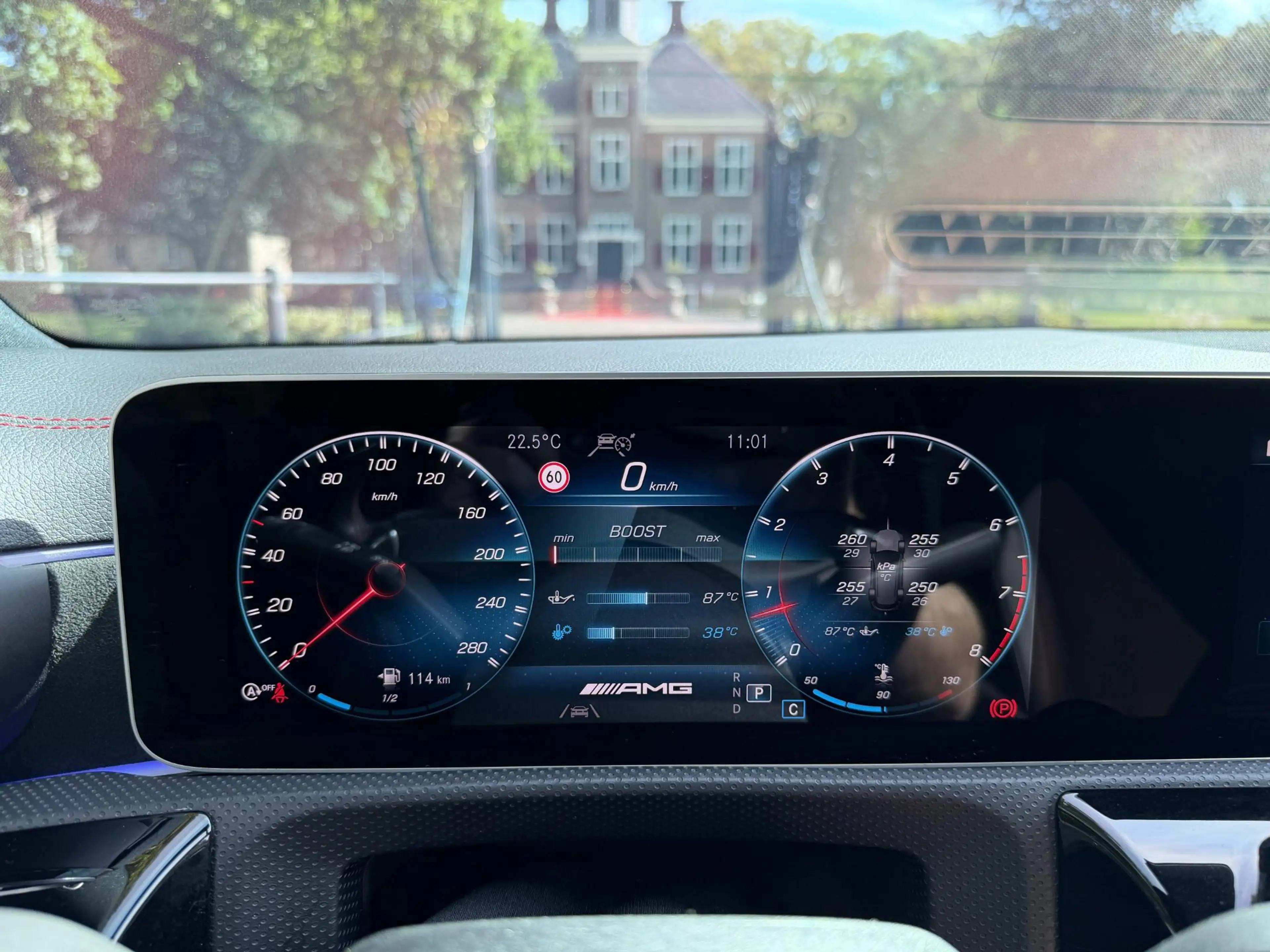 Mercedes-Benz CLA 35 AMG Shooting Brake 4MATIC Premium Plus | Pano | HUD | — photo 14