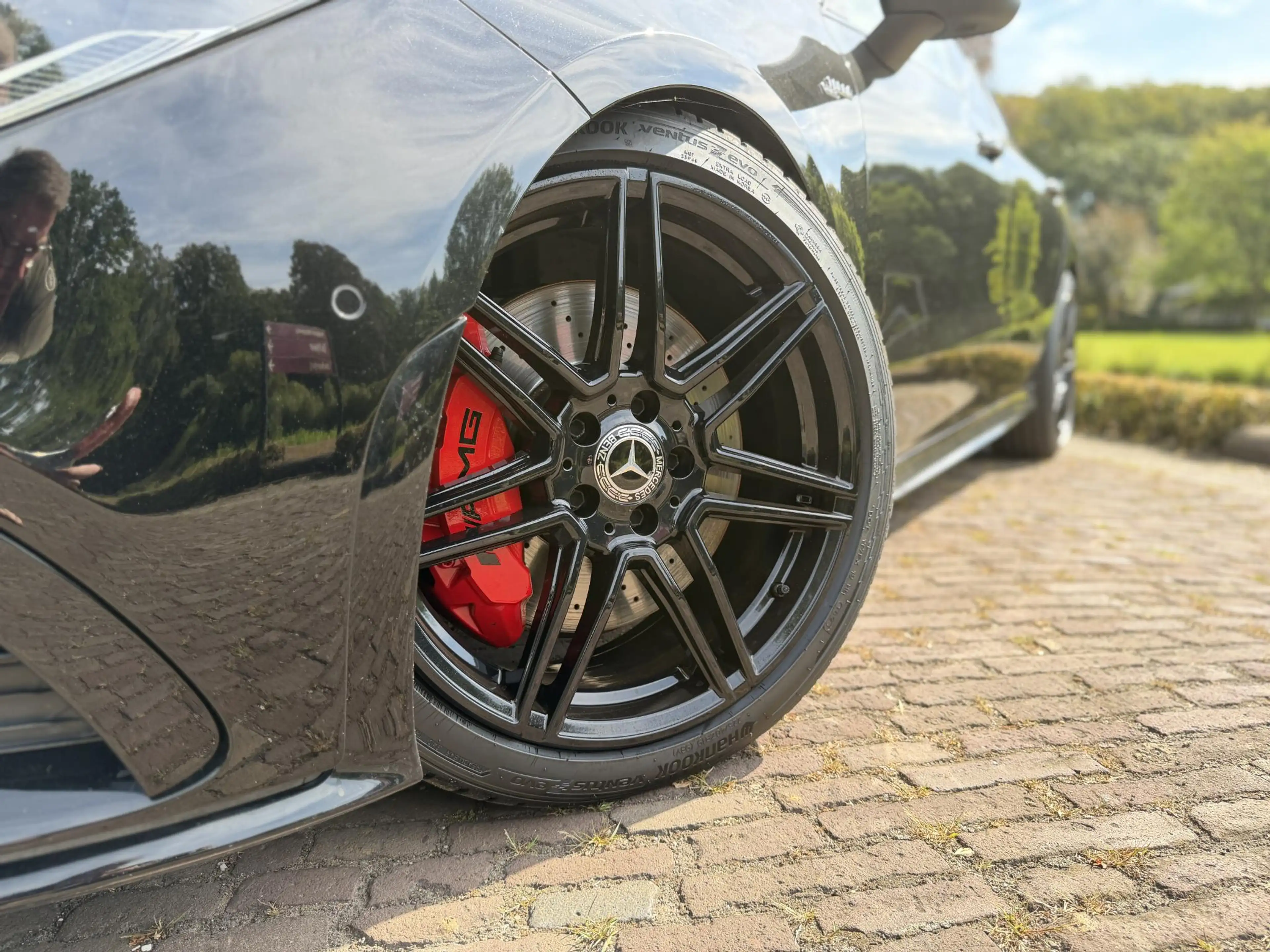 Mercedes-Benz CLA 35 AMG Shooting Brake 4MATIC Premium Plus | Pano | HUD | — photo 2