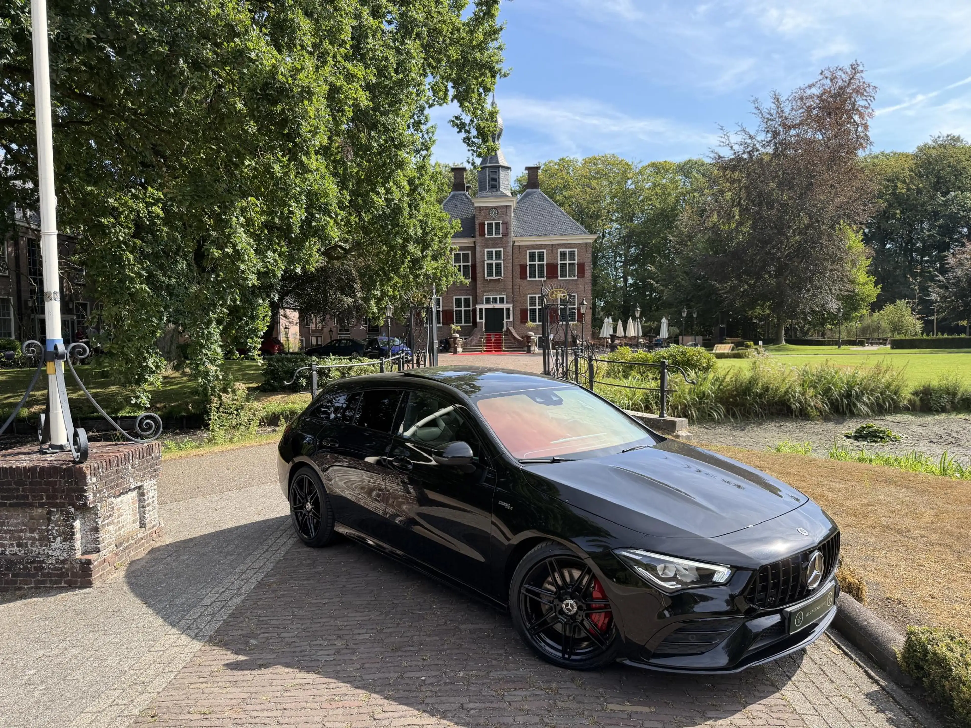 Mercedes-Benz CLA 35 AMG Shooting Brake 4MATIC Premium Plus | Pano | HUD | — photo 4
