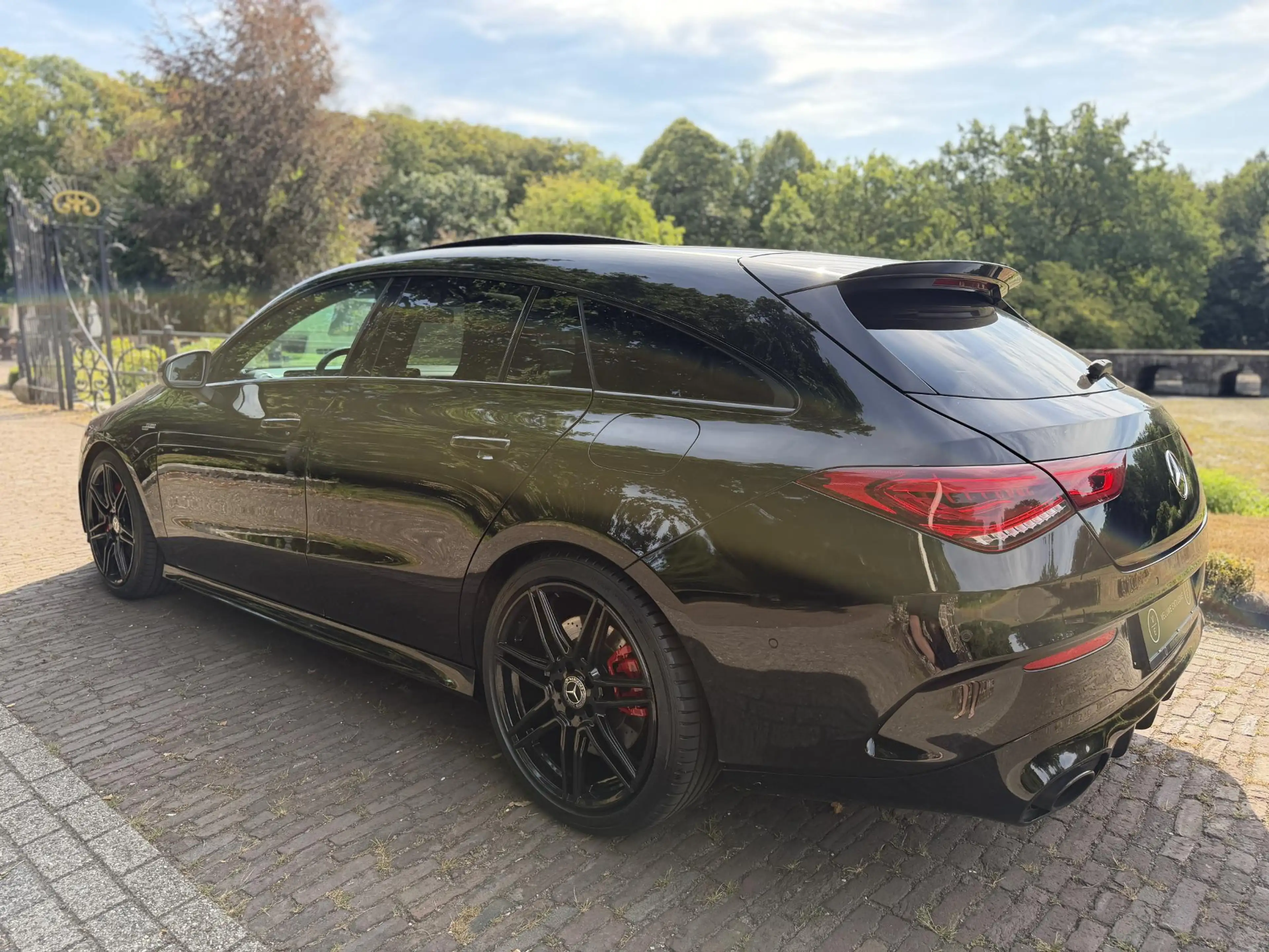 Mercedes-Benz CLA 35 AMG Shooting Brake 4MATIC Premium Plus | Pano | HUD | — photo 21