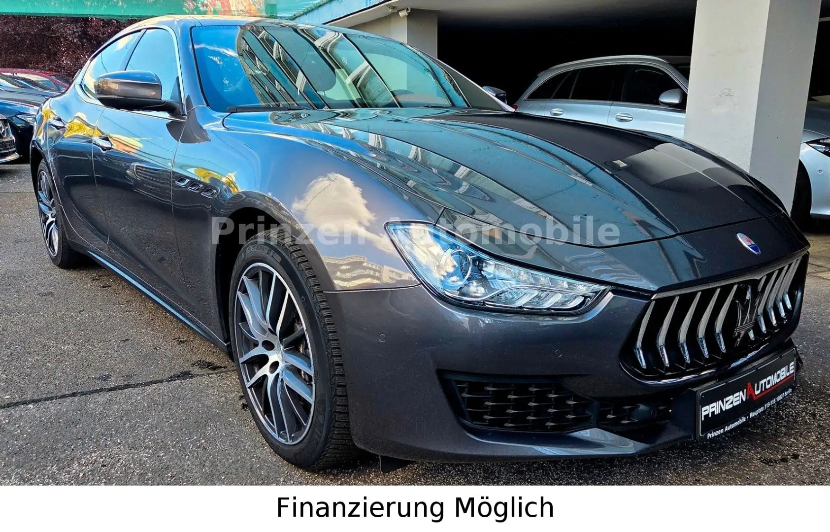 Maserati Ghibli 3,0 V6*360°TOTW*SPUR*MEMO*KEYLESS*HARMAN Grau - 1