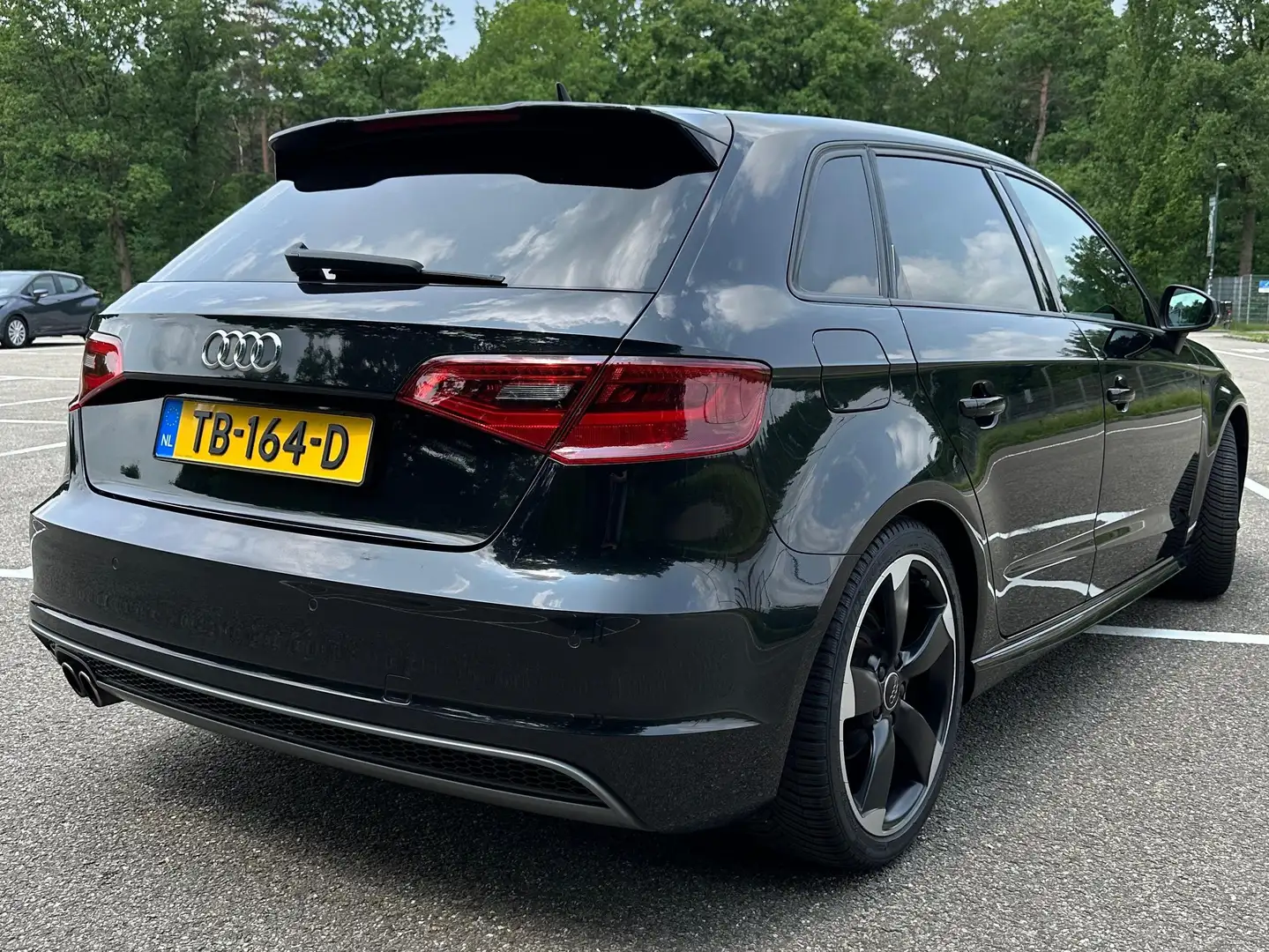 Audi A3 A3 1.4 TFSI Ambit. PL S, 3x S-Line, dealer ond. Zwart - 2