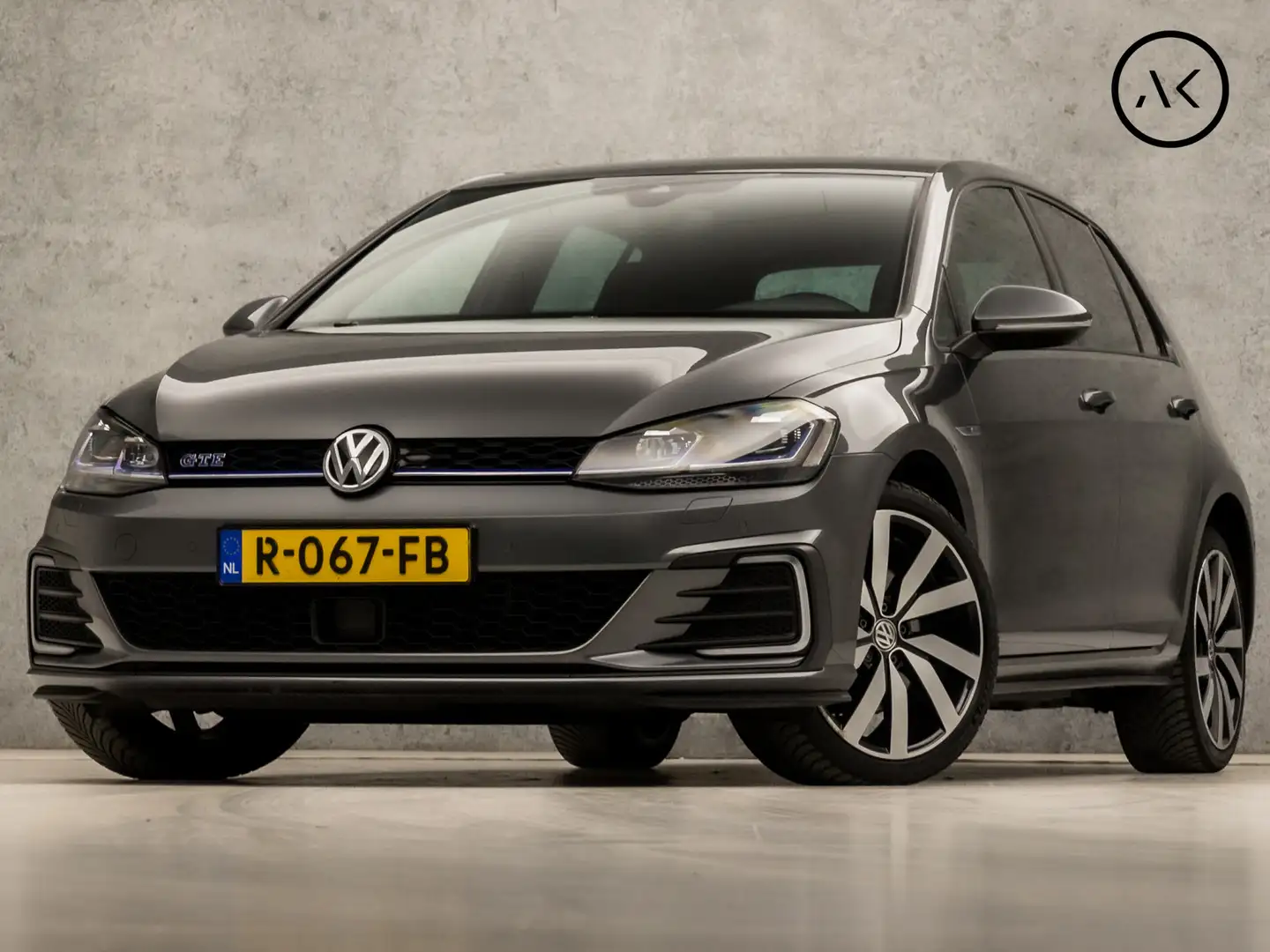 Volkswagen Golf GTE 1.4 TSI PHEV 204Pk Automaat (VIRTUAL COCKPIT, APPL Gris - 1