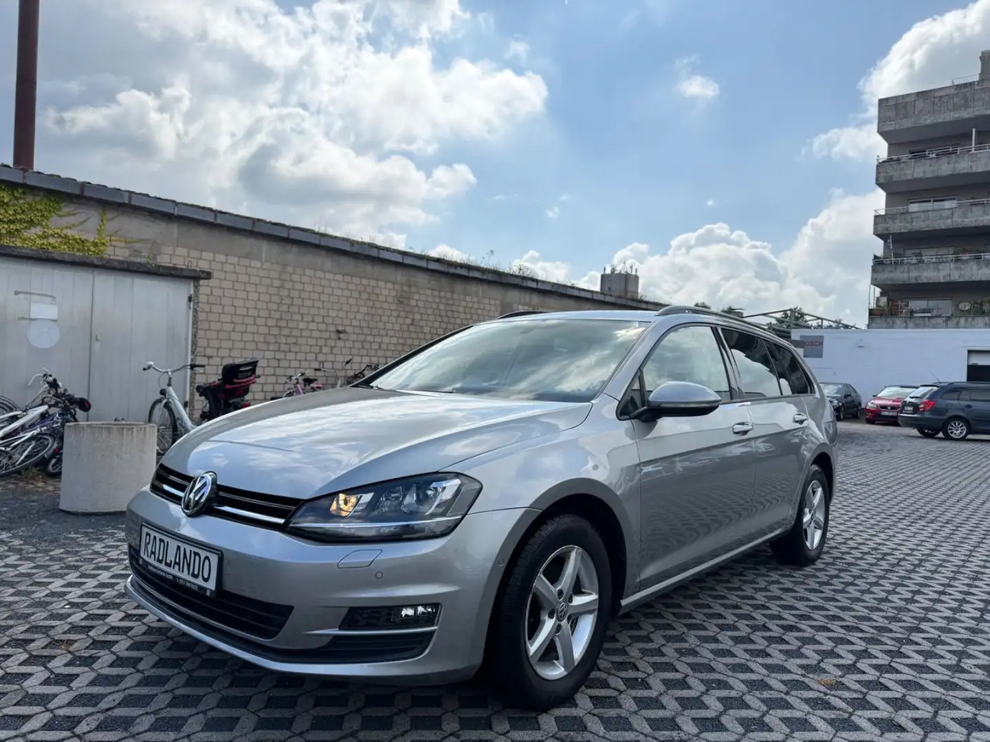 Volkswagen Golf VII Variant Comfortline BMT 1.6 TDI DSG Plateado - 1