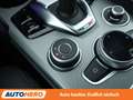 Alfa Romeo Giulia 2.0 Turbo Q4 TI Veloce Aut.*NAV*LED*ACC*CAM*PDC*SH Grau - thumbnail 24