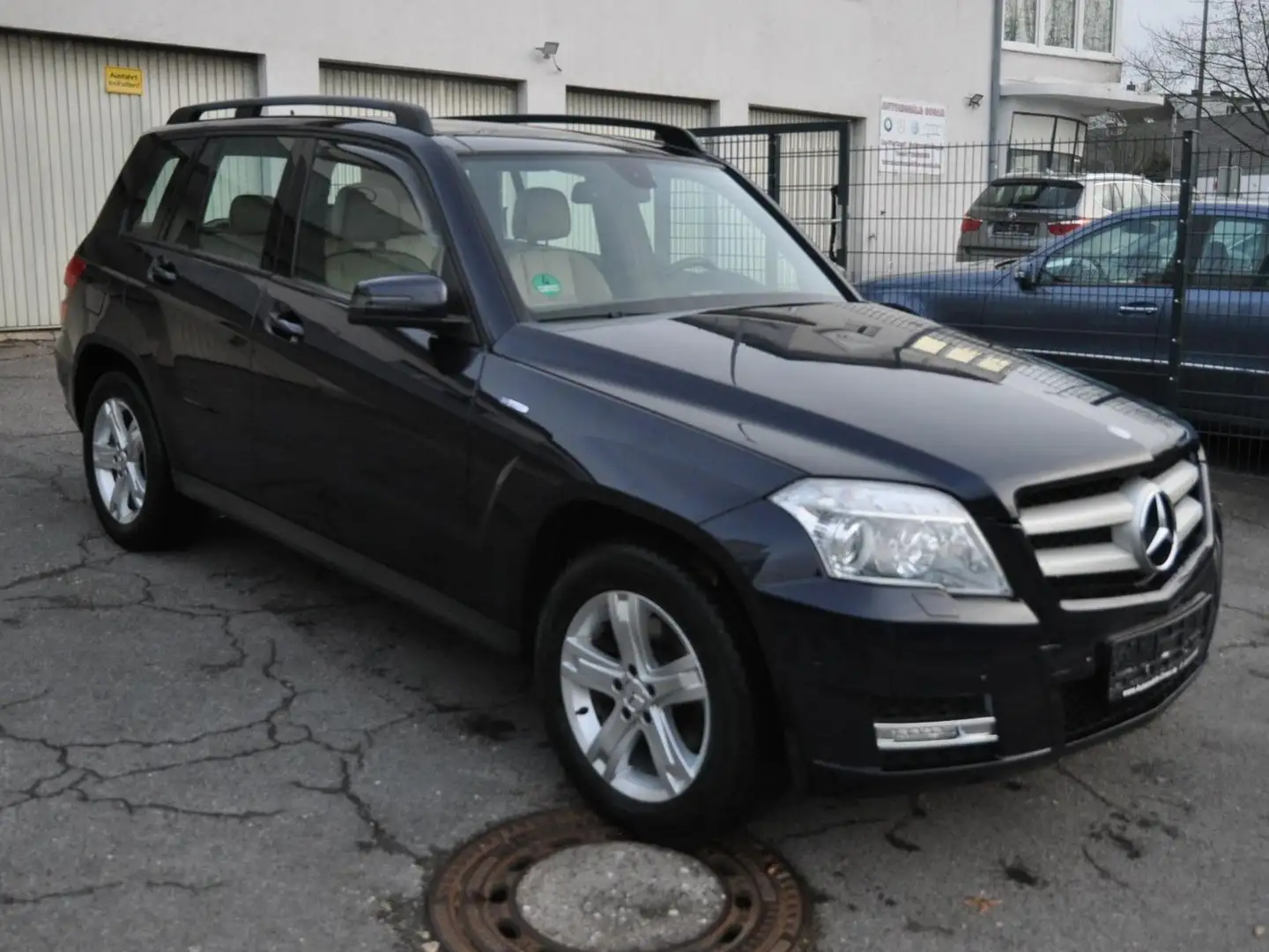 Mercedes-Benz GLK 220 GLK 220 CDI DPF 4Matic BlueEFF.7G-TRONIC*AHK-Pano* Blau - 1