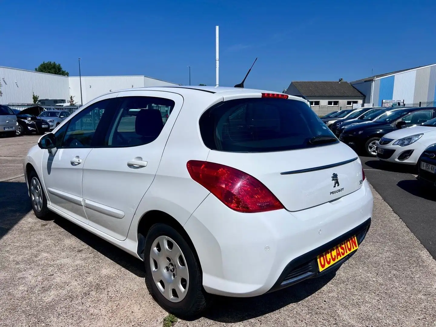 Peugeot 308 1.6 HDI 92CH Blanc - 2