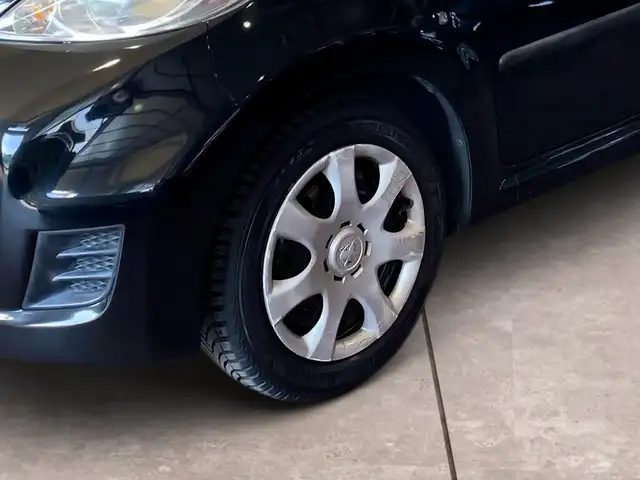 Peugeot 107 view 15