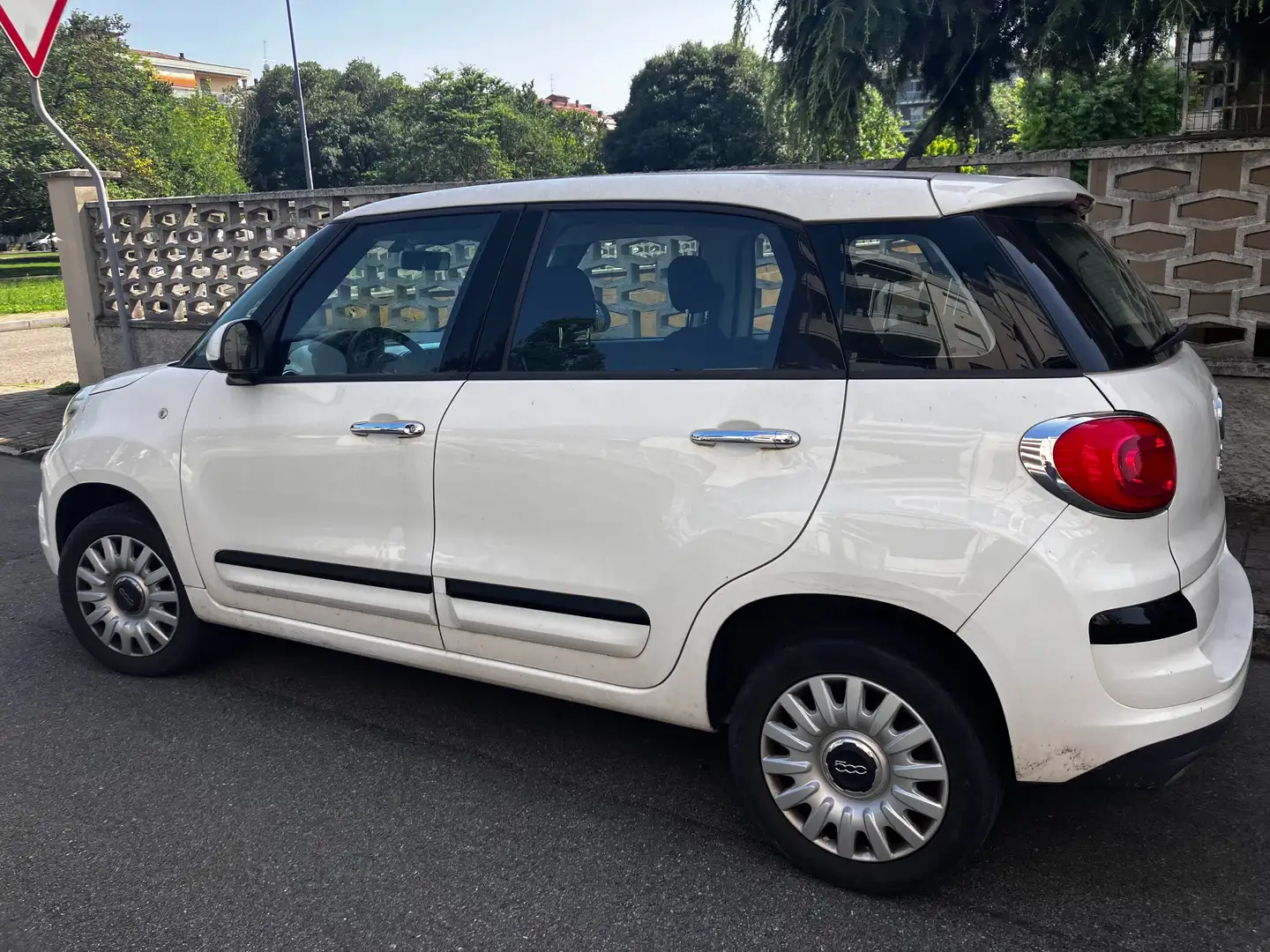 Fiat 500L 500L 2017 0.9 t.air t. natural power Pop Star 80cv Bianco - 1