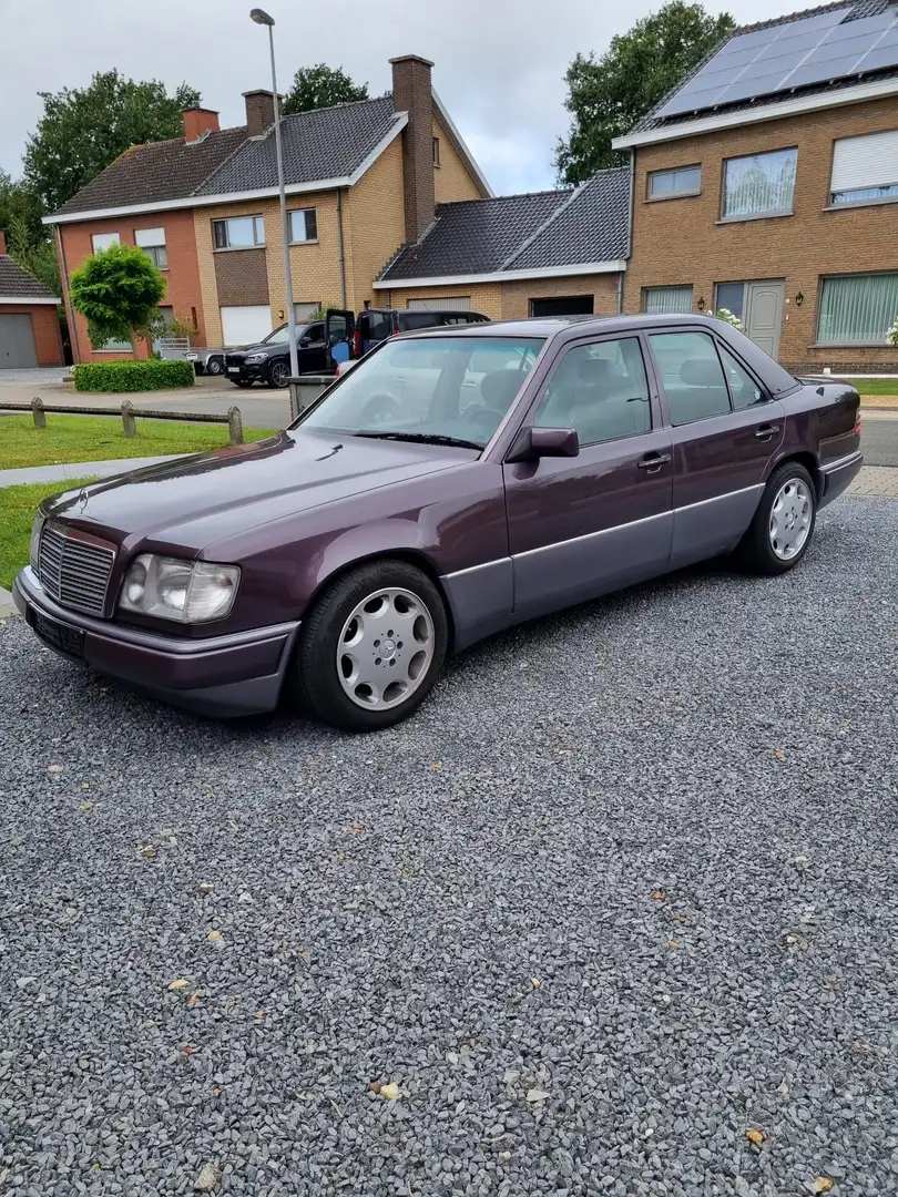 Mercedes-Benz E 280 - 1