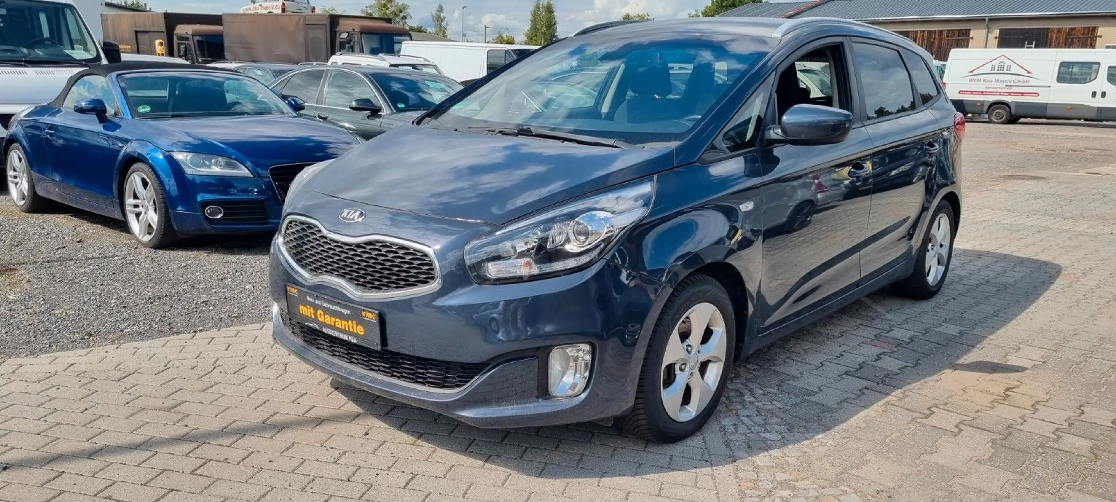 Kia Carens Vision — photo 4
