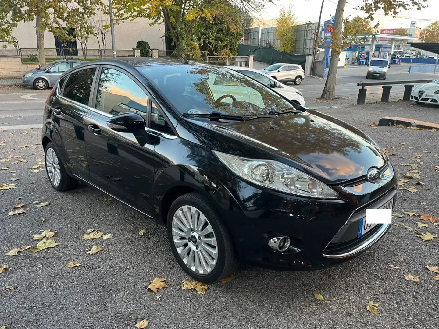 Ford Fiesta 1.40TDCi Ghia Nero - 2