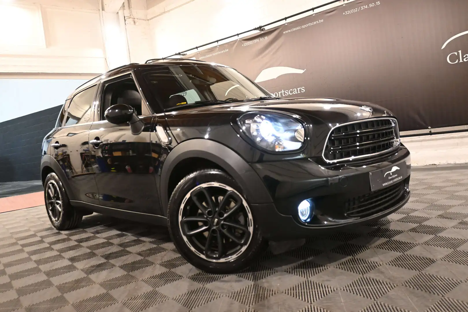 MINI Cooper D Countryman 2.0D FACELIFT EURO 6b / AUTO / FULL OPTIONS Schwarz - 2