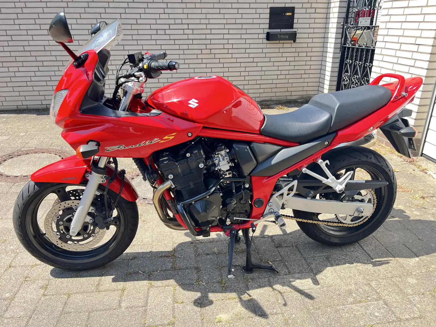 Suzuki Bandit 650 ABS Rot - 2