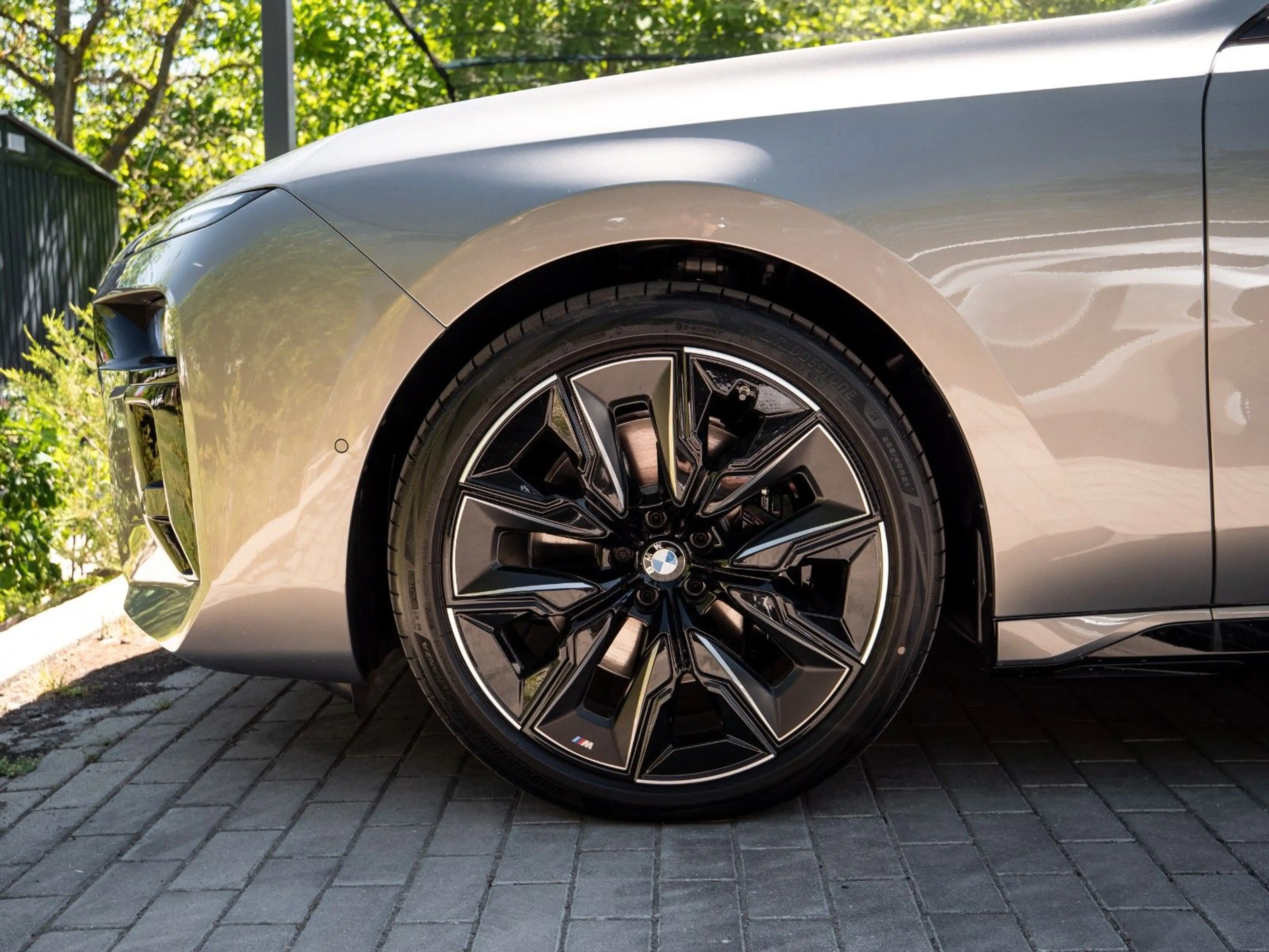 BMW 740 d M SPORT.TOPZUSTAND.INDIVID.MASSAGE.SKY — photo 11
