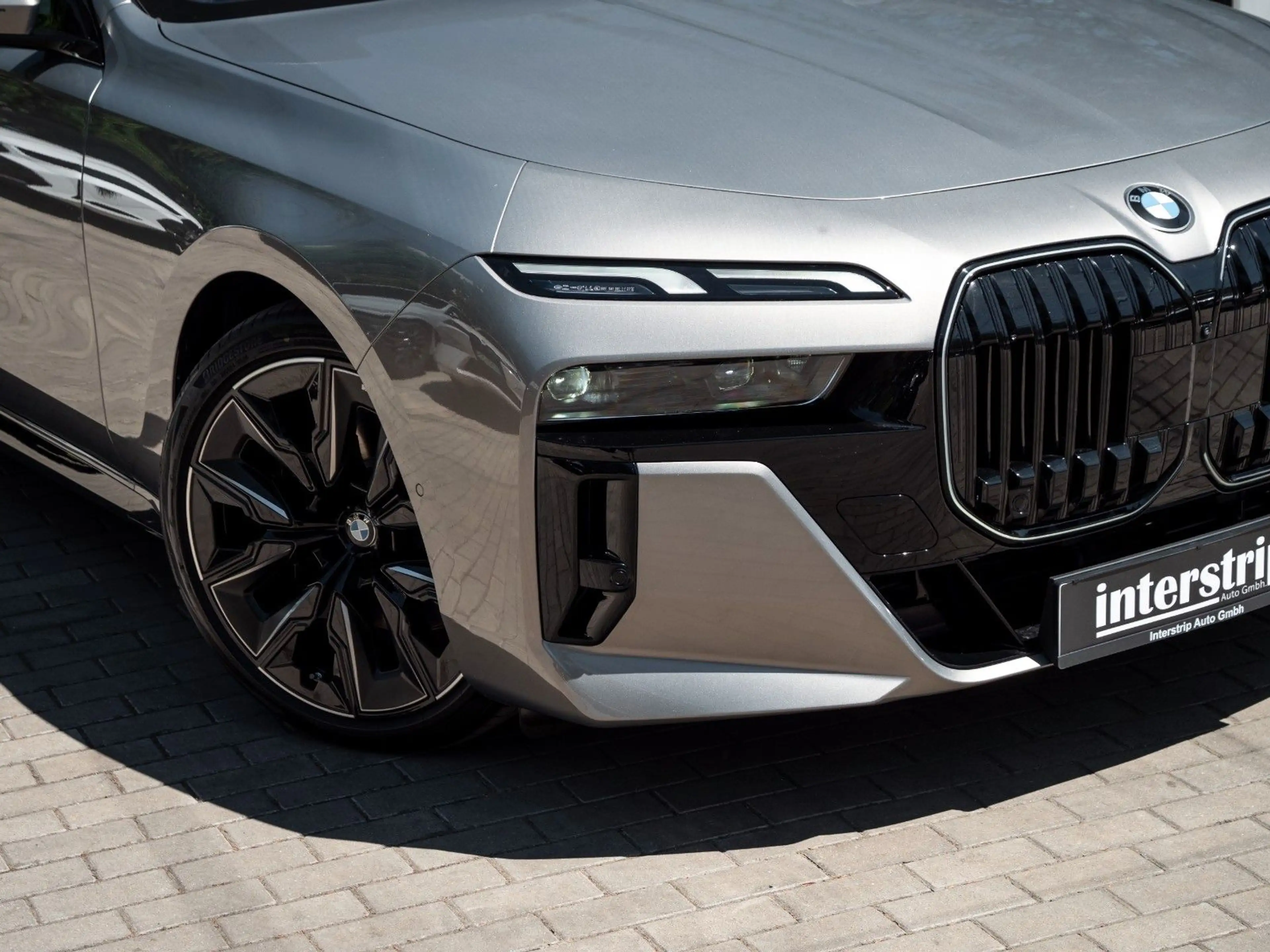 BMW 740 d M SPORT.TOPZUSTAND.INDIVID.MASSAGE.SKY — photo 7