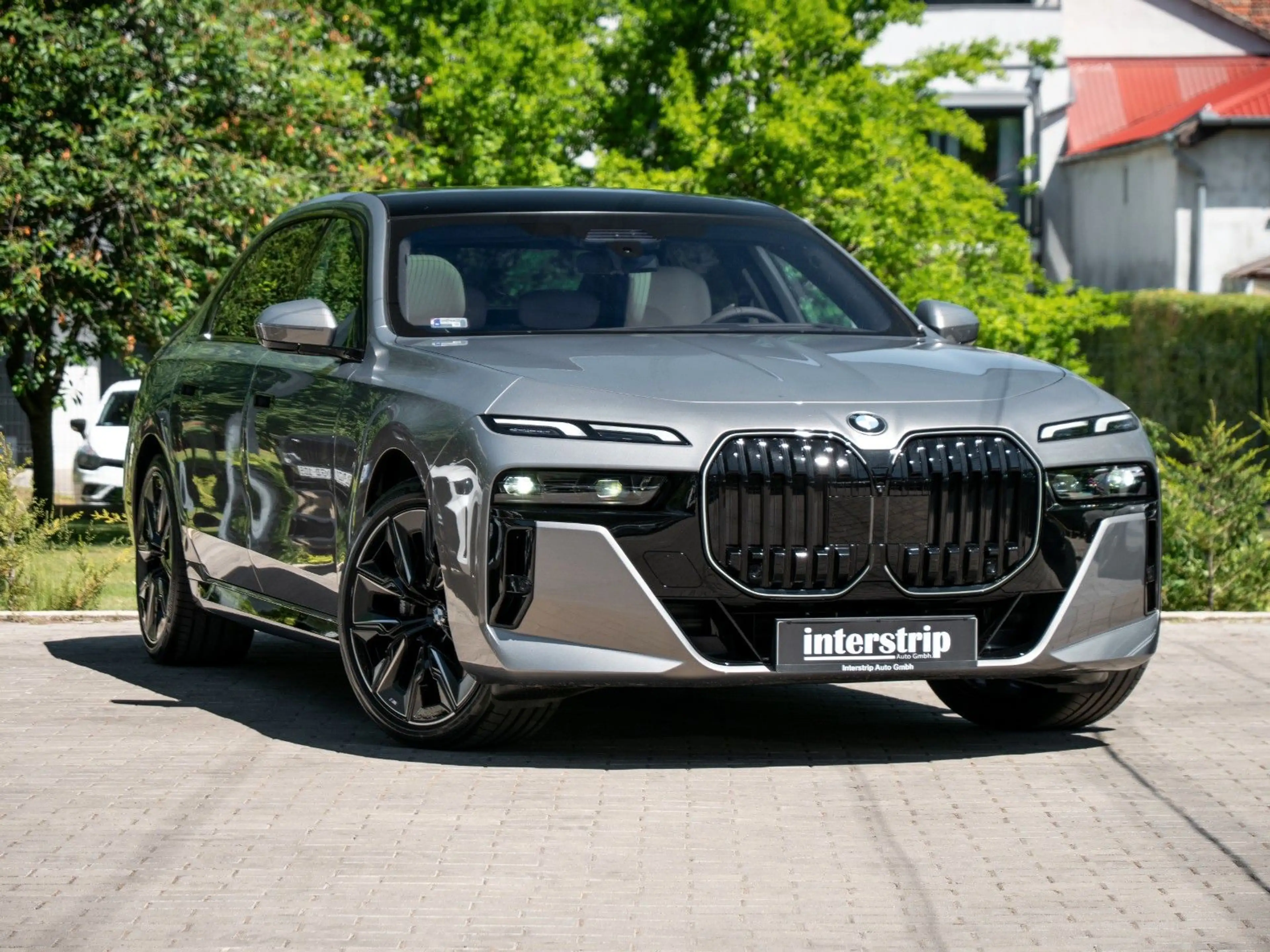 BMW 740 d M SPORT.TOPZUSTAND.INDIVID.MASSAGE.SKY — photo 3