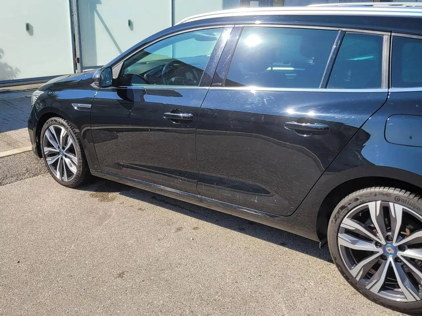 Renault Megane Mégane Grandtour R.S. Line E-TECH Plug-In PHEV 160 R.S. Line Schwarz - 2