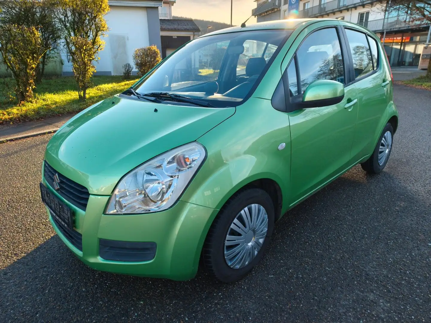 Suzuki Splash Club Klima Grün - 2
