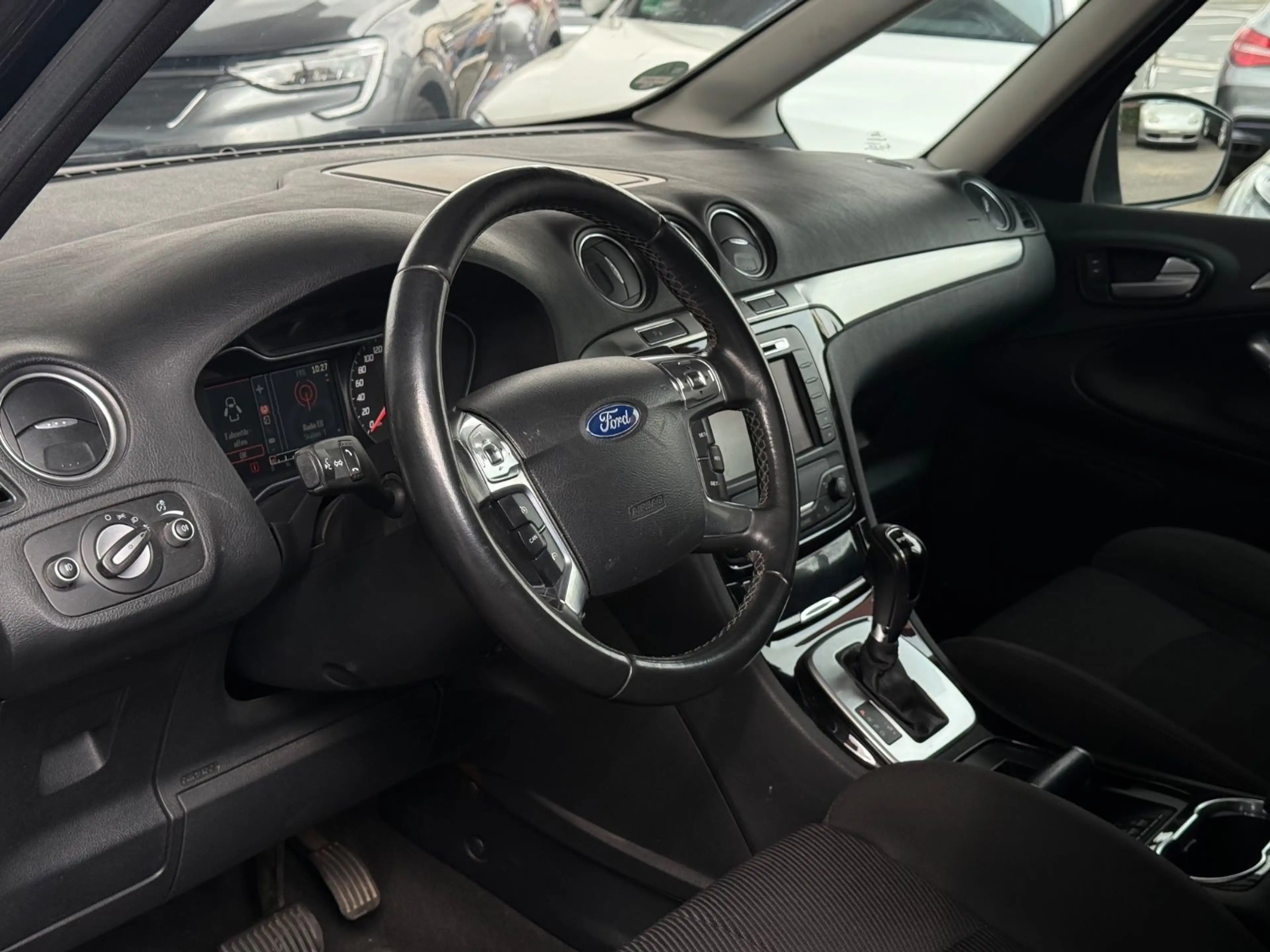 Ford Galaxy Titanium Aut. XNON/NAVI/SHZ/PDC/AHK/BT — photo 8