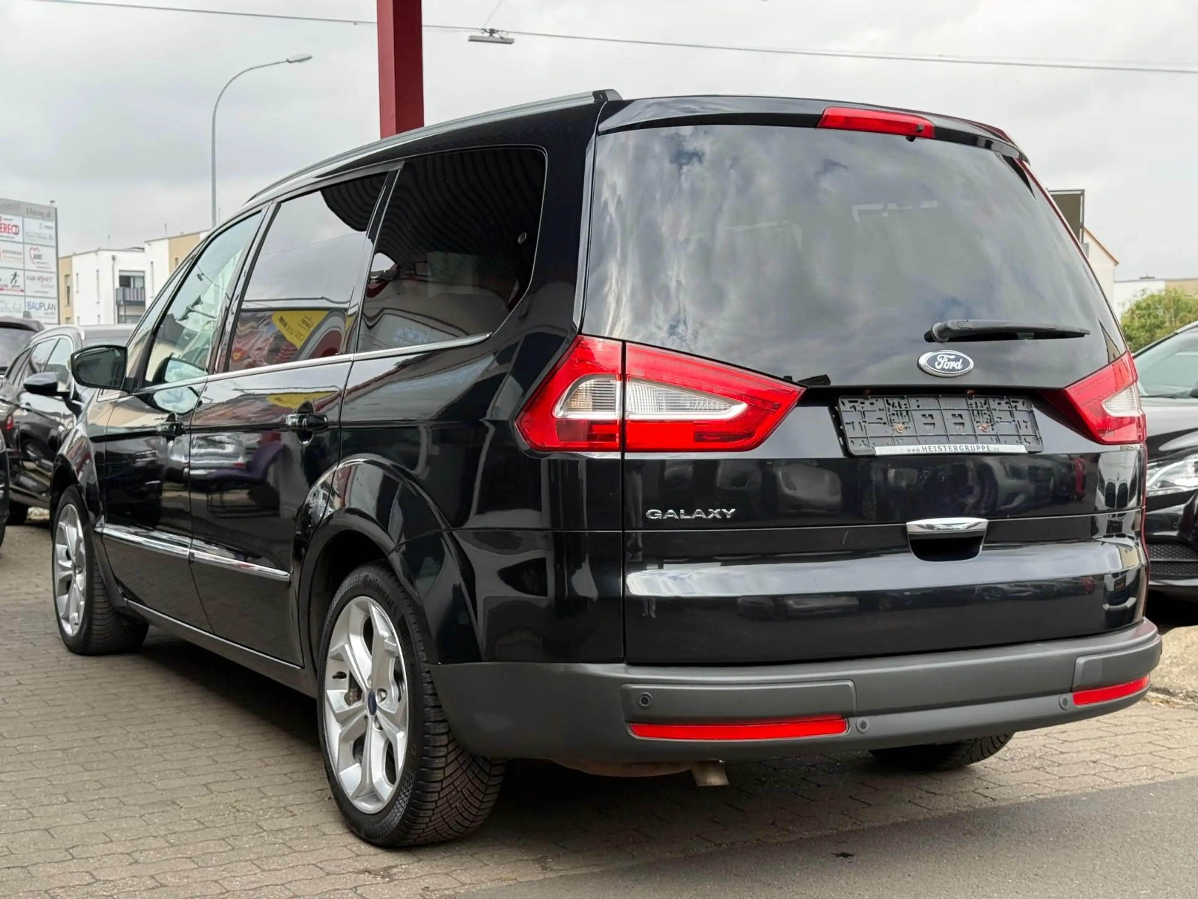 Ford Galaxy Titanium Aut. XNON/NAVI/SHZ/PDC/AHK/BT — photo 6