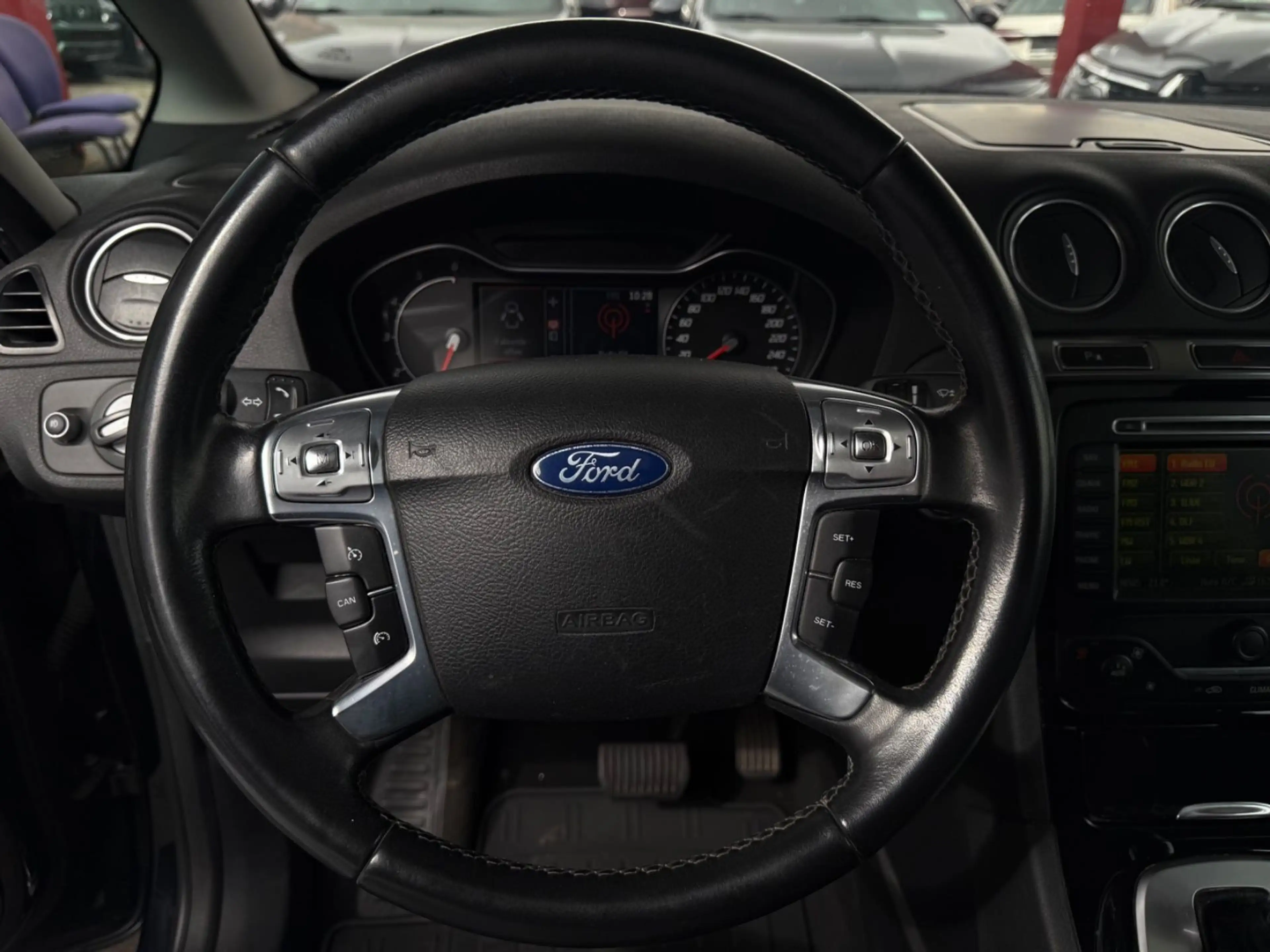 Ford Galaxy Titanium Aut. XNON/NAVI/SHZ/PDC/AHK/BT — photo 14