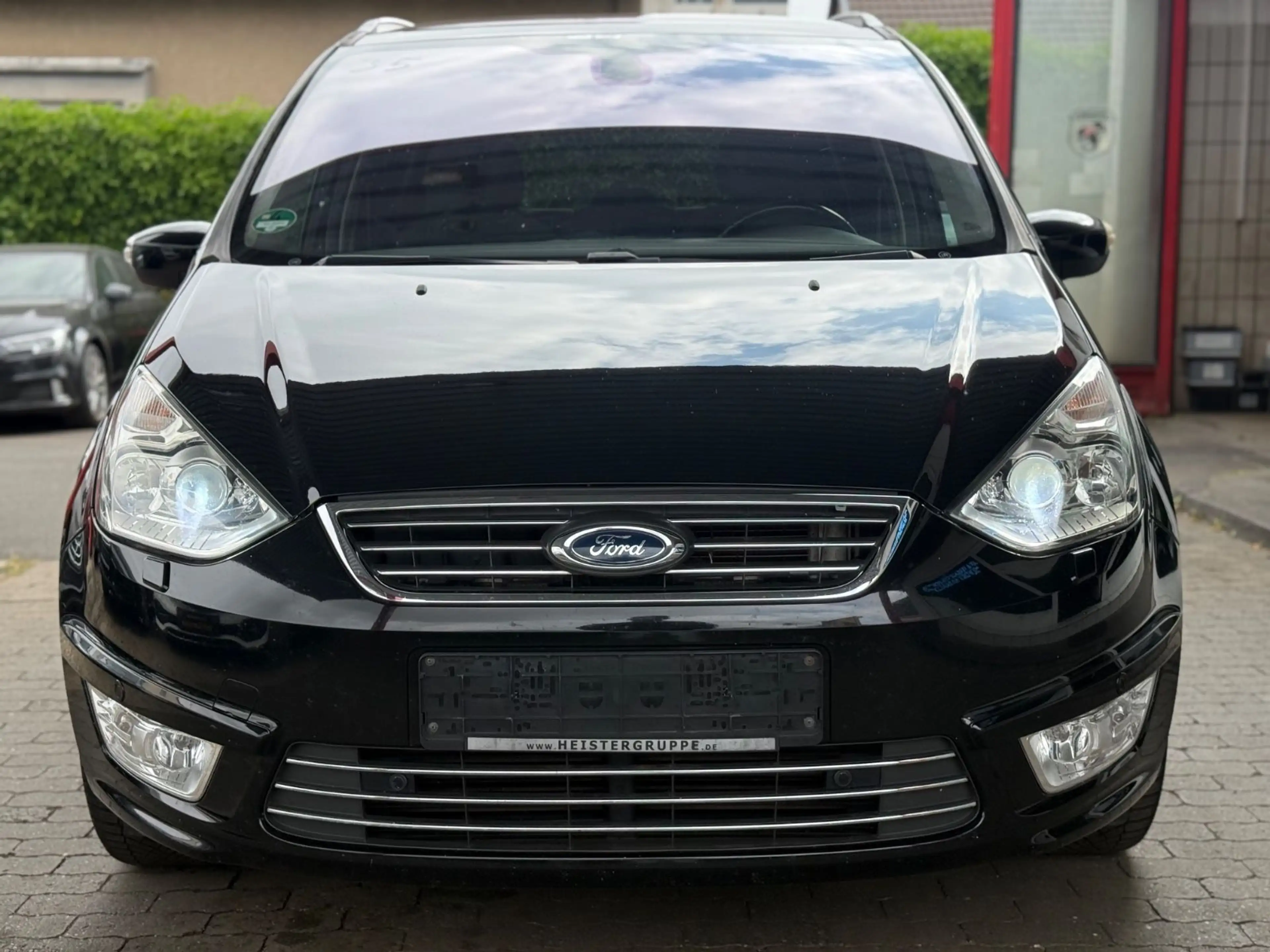 Ford Galaxy Titanium Aut. XNON/NAVI/SHZ/PDC/AHK/BT — photo 2