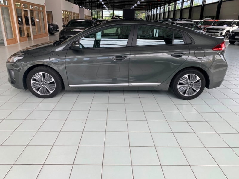 Hyundai IONIQ Facelift PLUG IN Hybrid Trend-Paket — photo 5