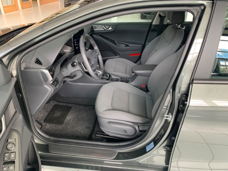 Hyundai IONIQ Facelift PLUG IN Hybrid Trend-Paket — photo 7