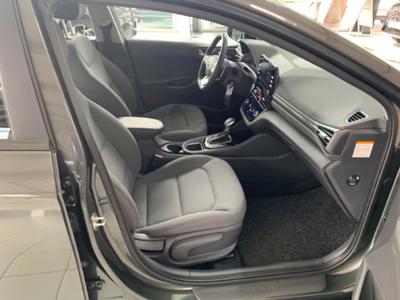 Hyundai IONIQ Facelift PLUG IN Hybrid Trend-Paket — photo 9
