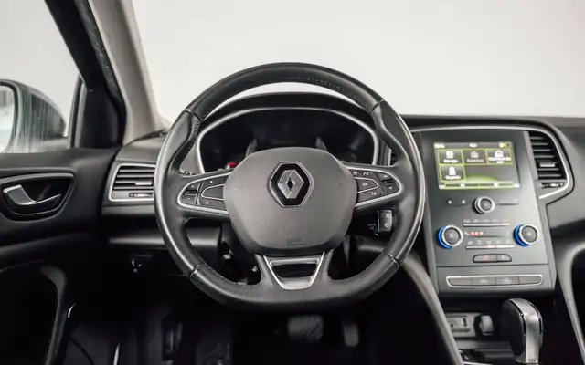 Renault Megane view 15