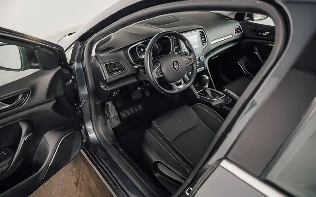 Renault Megane view 13