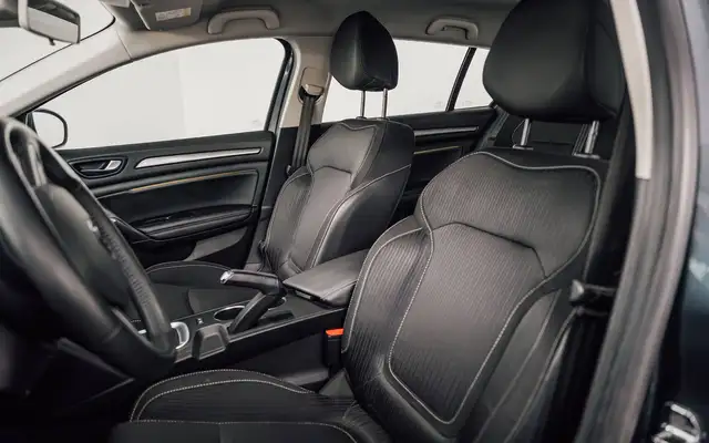 Renault Megane view 9