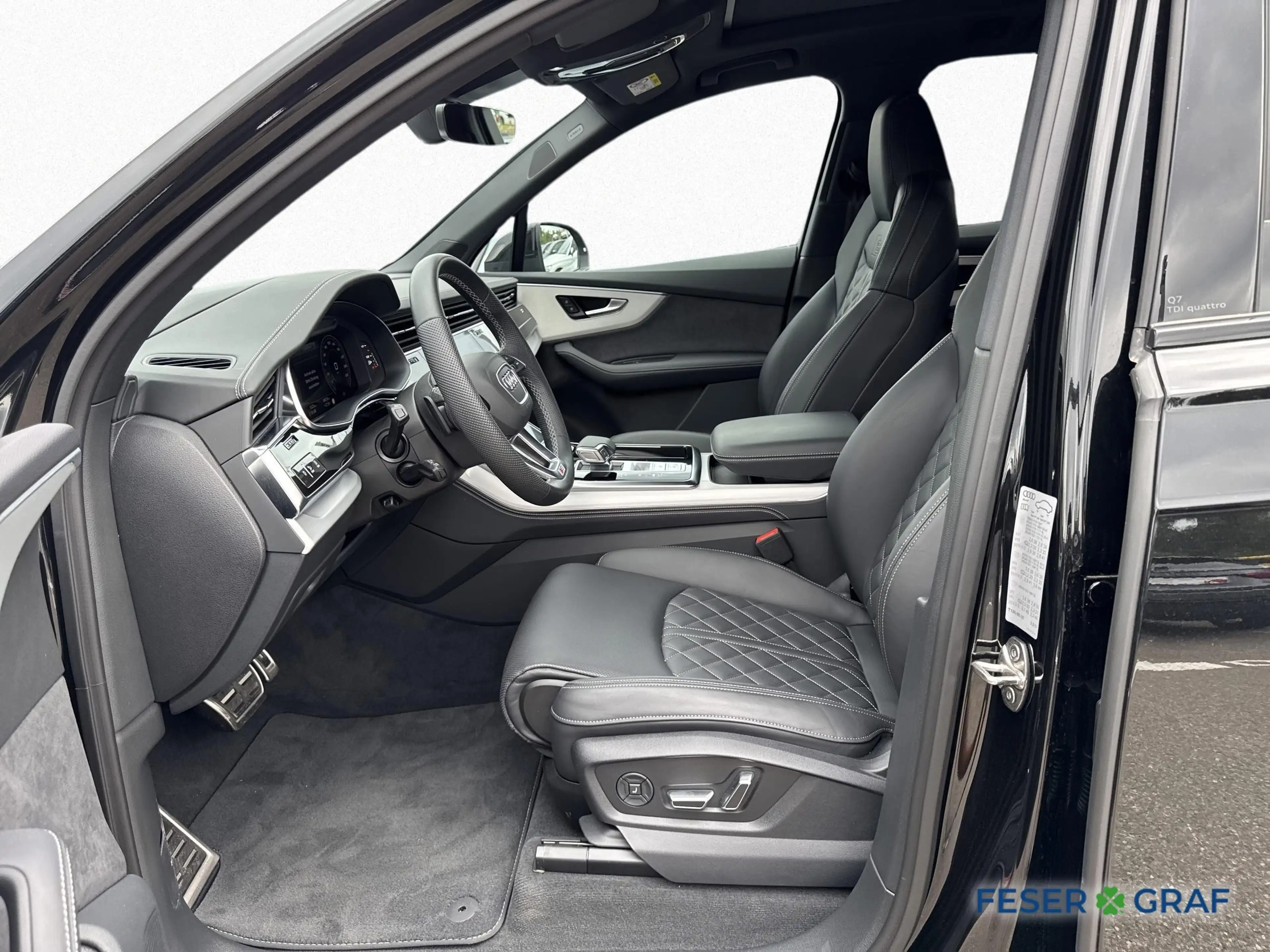 Audi Q7 S line 7-Sitze-PANO-AHK-HEAD-UP-Std.Heiz.-B&O — photo 10