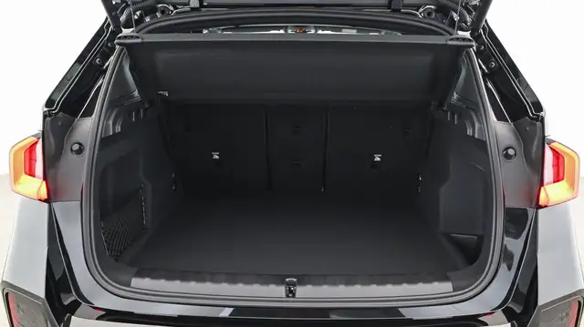 BMW X1 xDrive20d *M Sportpaket Pro *Adap. M Fahrwerk *AHK Ansicht 23