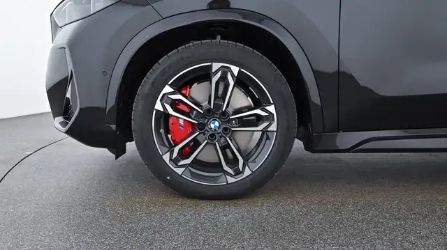 BMW X1 xDrive20d *M Sportpaket Pro *Adap. M Fahrwerk *AHK Ansicht 24