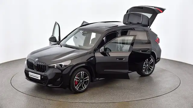 BMW X1 xDrive20d *M Sportpaket Pro *Adap. M Fahrwerk *AHK Ansicht 9